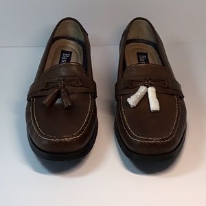 💯 NEW WOT. Men’s BASS loafers. Never worn